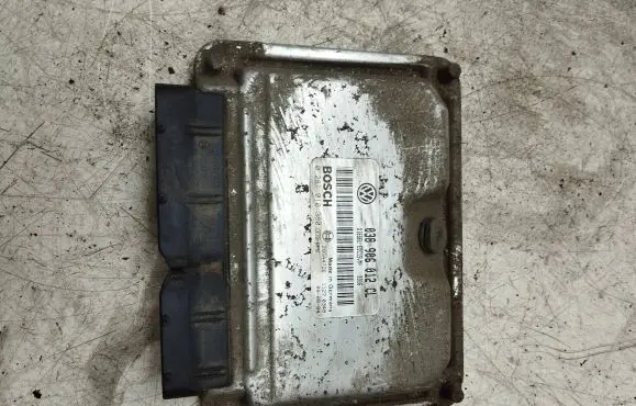 Skoda Octavia Mk1 (1U) Engine control unit/module 038906012CL 28SA4726 0281010380