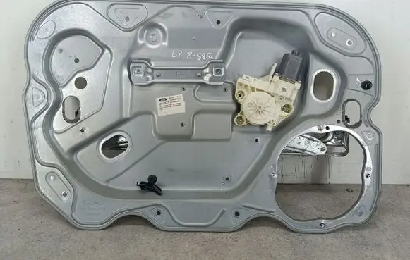 Ford Focus Front door window regulator with motor 