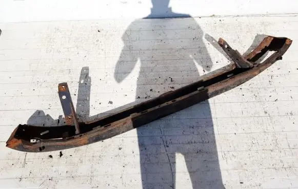 Volkswagen PASSAT B3 Front bumper cross member