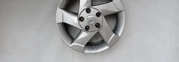 Dacia Duster R16 alloy rim 403002932R