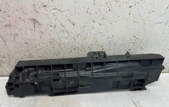 BMW 1 E81 E87 Radiator mount bracket 11074810 PA66GF30 7524914