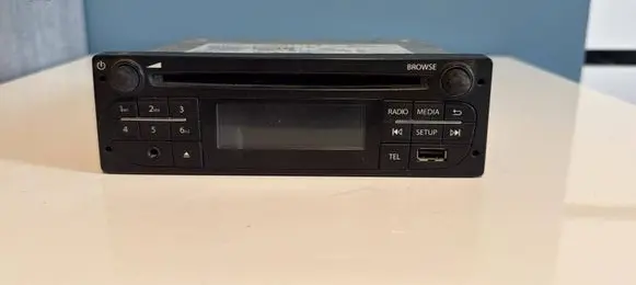 Renault Master III Radio/CD/DVD/GPS head unit 281155525R
