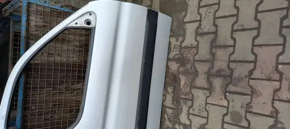 Peugeot Partner Front door