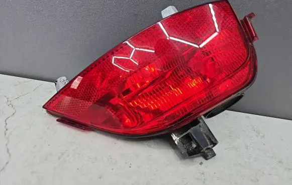 Dacia Sandero III Rear fog light 0339000