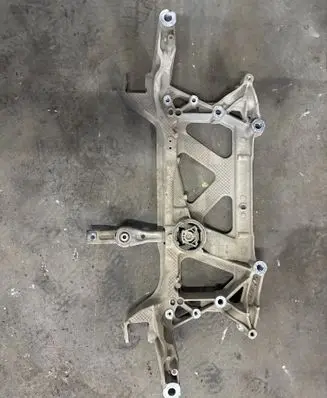 Volkswagen PASSAT B8 Front subframe 3Q0199369E