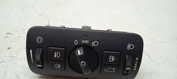 Volvo V70 Light switch 30739415 04066302