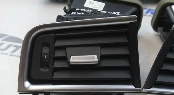 BMW 5 GT F07 Dashboard side air vent grill/cover trim 9142582