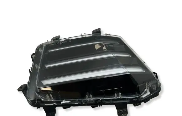 Peugeot 2008 II Front fog light 9850436380 L855614