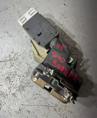 Volvo S40, V40 Front door lock