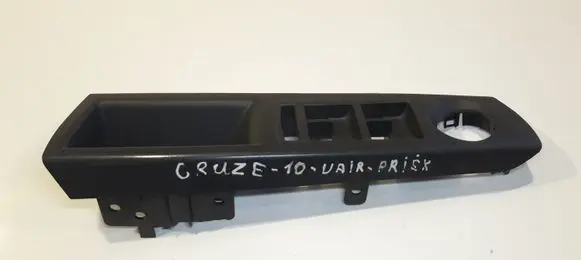 Chevrolet Cruze Front door window switch trim 96979663