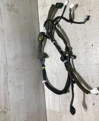 Nissan Micra K14 Front door wiring loom/harness boot 255FA1B121