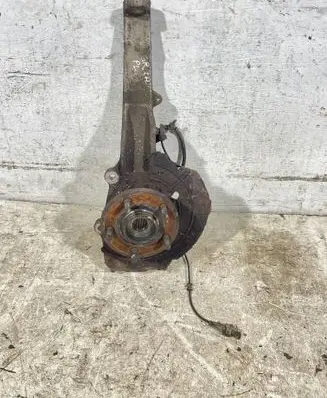 Jeep Grand Cherokee (WK) Front wheel hub spindle knuckle M1940702 1194075km