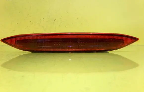 Mitsubishi Colt Third/center stoplight MR957379