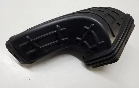 Audi A5 8T 8F Air intake duct part 8K0129739A