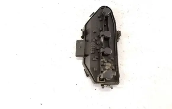 Volkswagen Transporter - Caravelle T5 Tail light bulb cover holder 7H0945257A