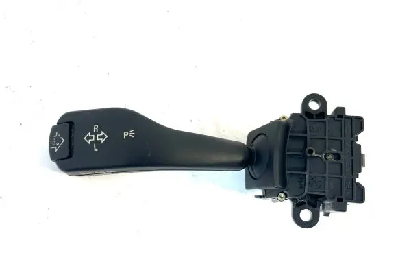 BMW 3 E46 Indicator stalk 8363668M 01104010