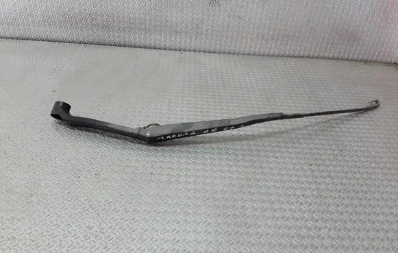 Mazda 6 Front wiper blade arm