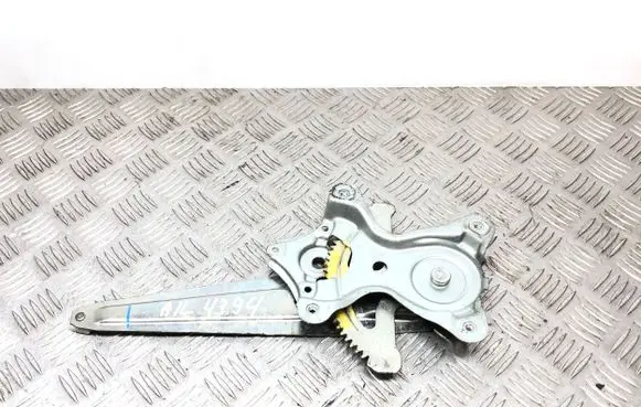 Lexus IS 220D-250-350 Rear door manual window regulator 