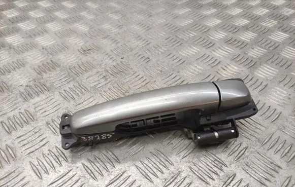 Suzuki SX4 Front door exterior handle