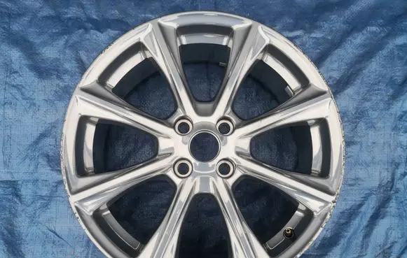 Ford Fiesta R18 alloy rim 