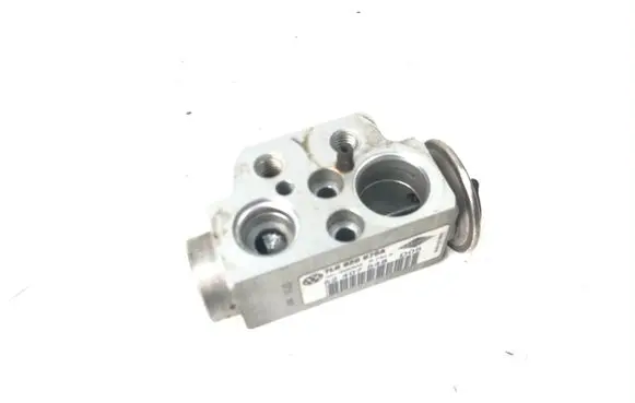 Audi Q7 4L Air conditioning (A/C) expansion valve 7L0820679A 52407548