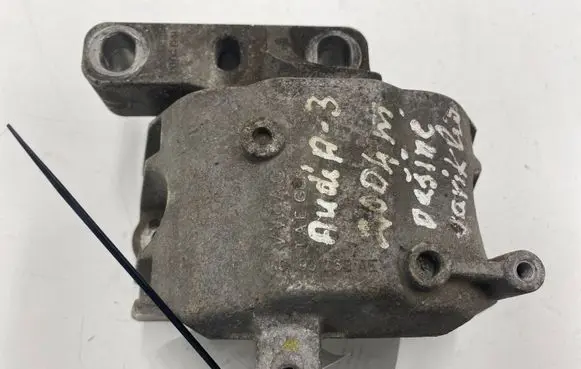 Audi A3 S3 8P Engine mount bracket 1K0199262AE 1K0199262