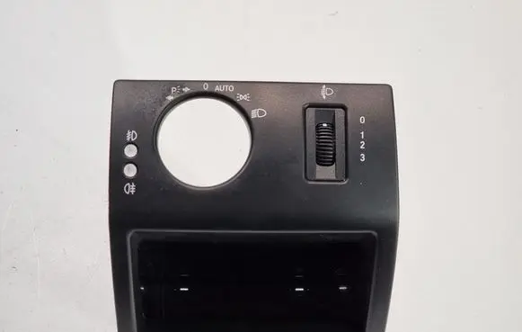 Mercedes-Benz A W169 Headlight level height control switch A1696800365