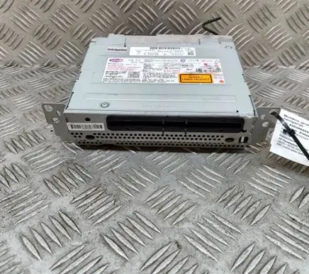 BMW 3 F30 F35 F31 Radio/CD/DVD/GPS head unit 9874338