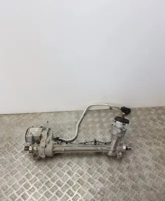 Hyundai Tucson TL Steering rack 57700D7101 166348341