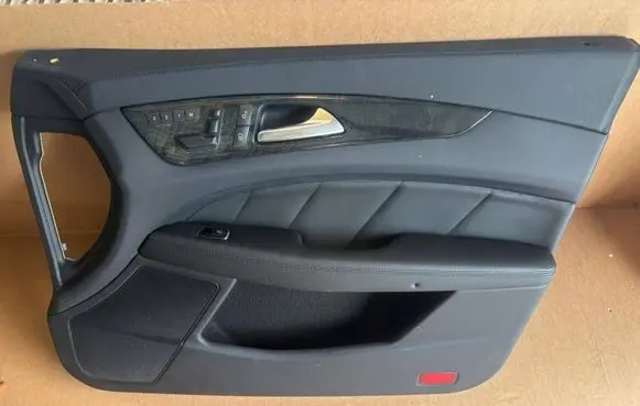 Mercedes-Benz CLS C218 X218 Front door card panel trim A2187200628
