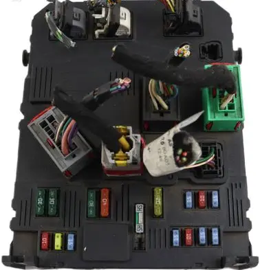 Citroen C3 Fuse module 9653667380 S118085200L BSIF0200