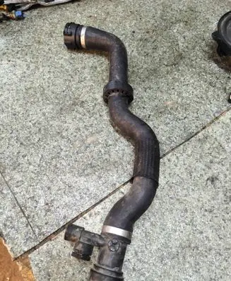 Audi A6 S6 C5 4B Coolant pipe/hose 