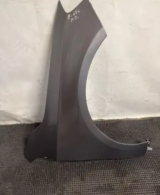 Mercedes-Benz A W176 Fender 