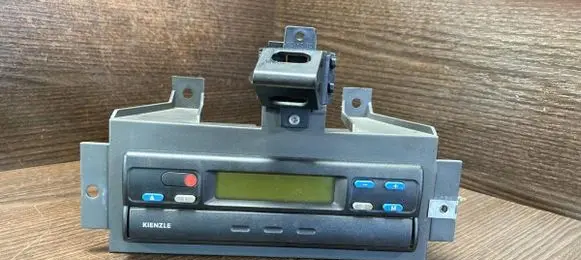 Iveco Daily 3rd gen Tachometer 504049554 500327759