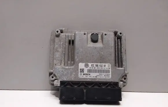 Volkswagen Golf VI Engine control unit/module 03C906016AH 0261S05805