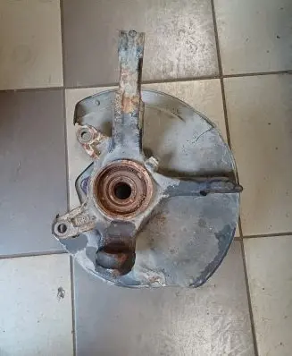 Honda Civic Front wheel hub spindle knuckle