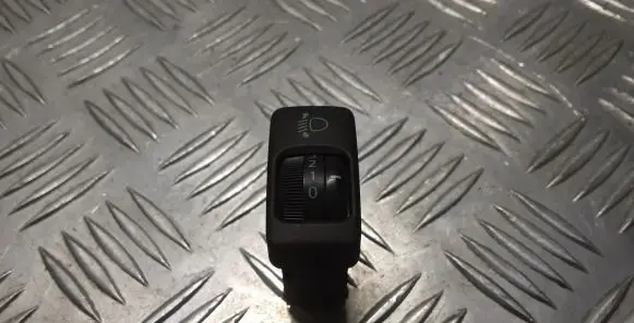 Lexus IS 220D-250-350 Headlight level height control switch