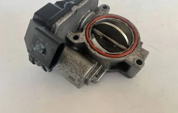Audi A6 S6 C7 4G Throttle valve 057128063D