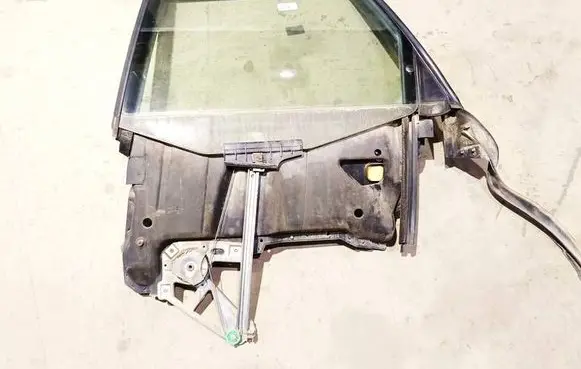 Audi A6 S6 C4 4A Rear door window/glass frame 4A0839399B