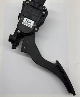 Hyundai i30 Accelerator throttle pedal 32700XXXXX