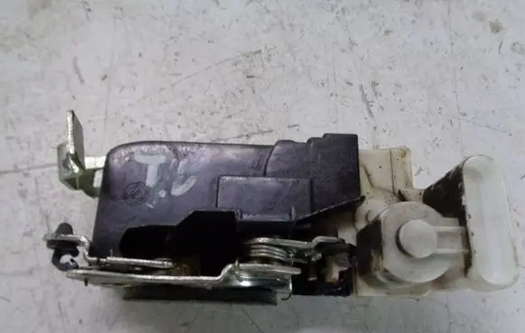 Fiat Punto (188) Rear door lock 