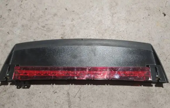 Audi A6 S6 C7 4G Third/center stoplight 4G5945097