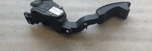 Renault Laguna II Accelerator throttle pedal 8200002904