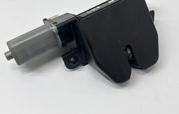 Jeep Grand Cherokee WL Tailgate/trunk/boot lock/catch/latch 68364385AE 3552AA FN50152745