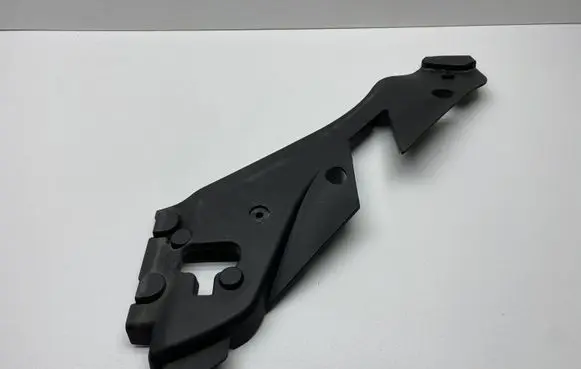 Under headlight/headlamp trim