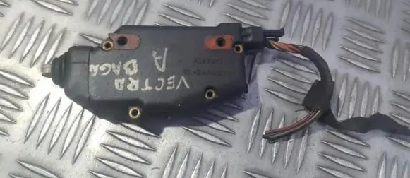 Opel Omega A Central locking motor 90274241