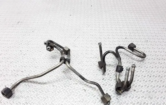 Renault Scenic II - Grand scenic II Fuel injector supply line/pipe 