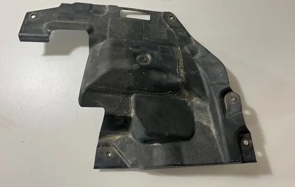 BMW iX Rear underbody cover/under tray 7932069