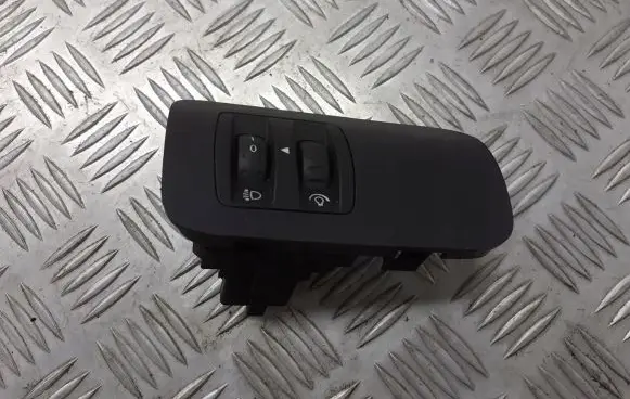 Renault Megane II A set of switches 8200176081