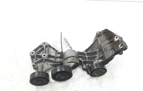 Mercedes-Benz A W168 Gearbox mounting bracket